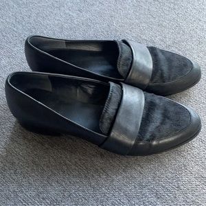 Tony Bianco leather with pony hide size 7
